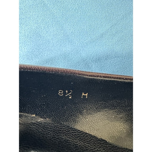 Aigner Vintage Spain Pumps Dark Brown Body / Snakeskin Embossed Cap Toe 8 1/2 M - Picture 2 of 8